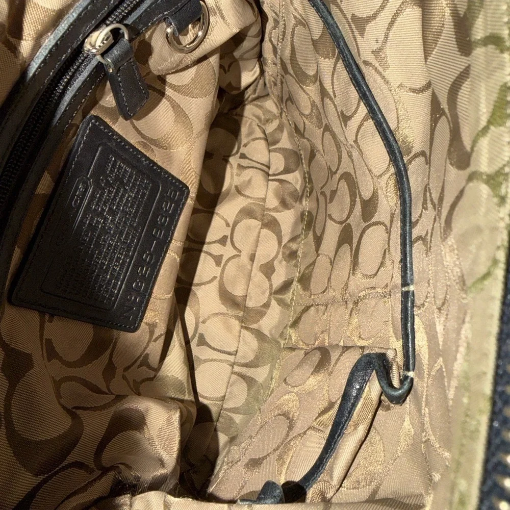Vintage Coach #Black Crossbody Bag